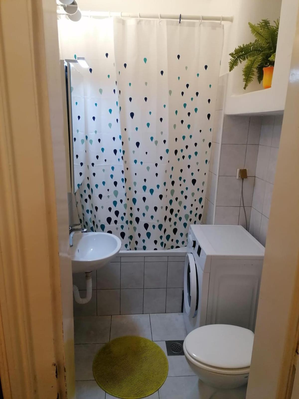Zagreb Botanical Garden Budget Apartment Exterior photo
